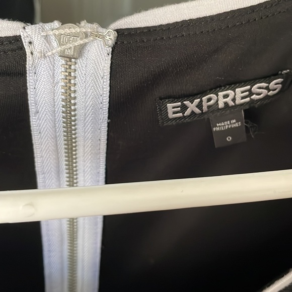 Express Ribbed Mini Dress - Picture 3 of 6